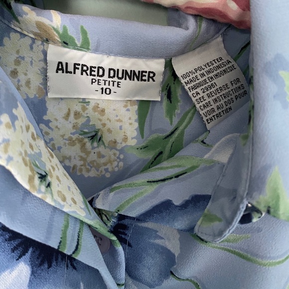 Vintage Floral Blouse 💐 - Picture 5 of 5